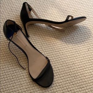 FLASH SALE Stuart Weitzman 75less Nudist Sandal